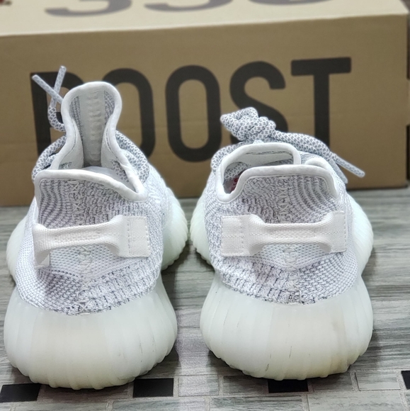 Yeezy Boost 350 v2 “Static Reflective” - Picture 4 of 8